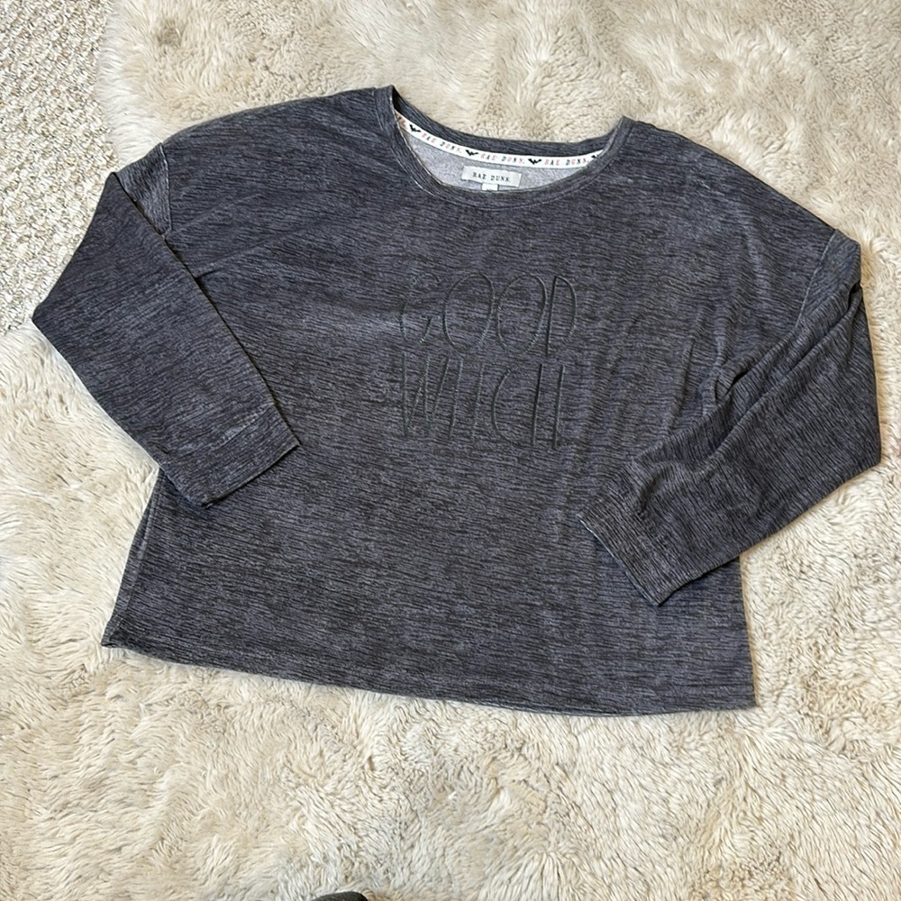 🍄Rae Dunn size M velvet grey granite long sleeve shirt fitted cuffs “GOOD WITCH”